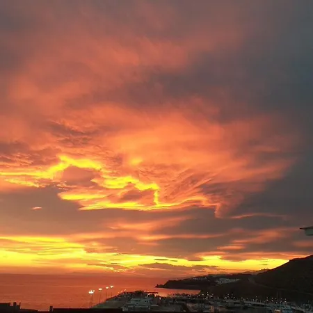 Sunny New Port Mykonos Maison d'hôtes Tourlos