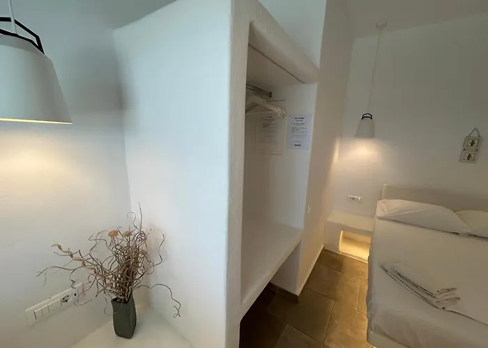 Sunny New Port Mykonos