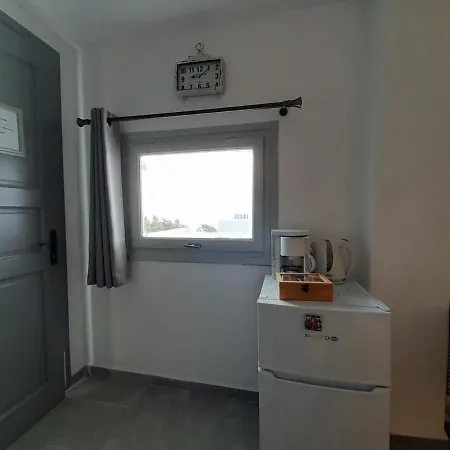 Sunny New Port Mykonos Guest house