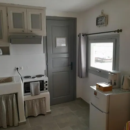 Sunny New Port Mykonos 3*