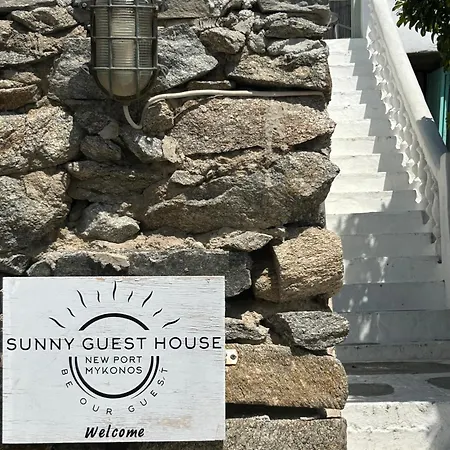 Sunny New Port Mykonos 3*