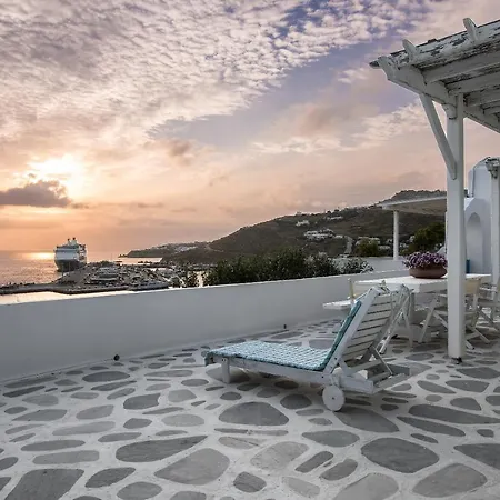 Sunny New Port Mykonos Guest house