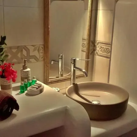 Sunny New Port Mykonos 3*