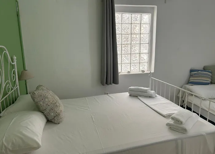 Sunny New Port Mykonos 3* Τούρλος