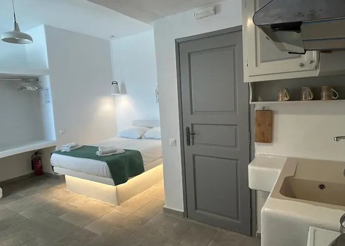 Sunny New Port Mykonos Πανσιόν