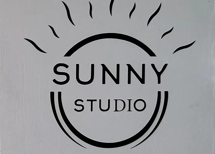 Sunny New Port Mykonos Tourlos