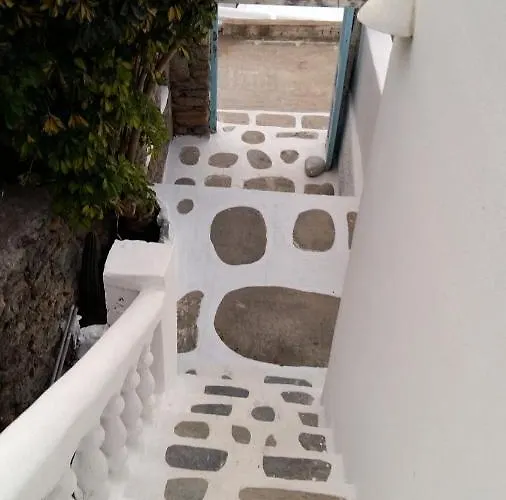 Πανσιόν Sunny New Port Mykonos Τούρλος