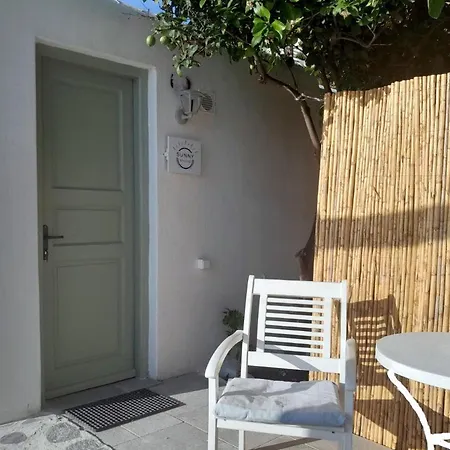 Sunny New Port Mykonos 3*