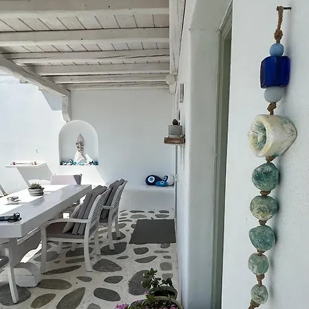 Sunny New Port Mykonos Pensionat Tourlos