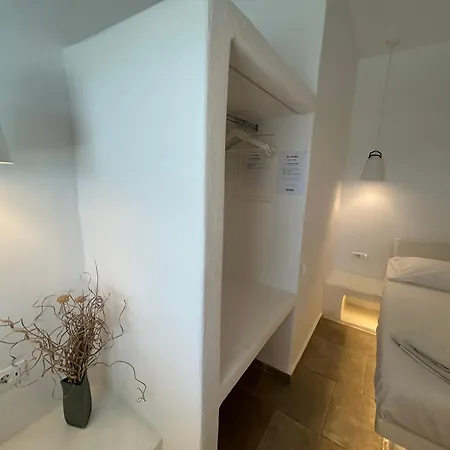 Sunny New Port Mykonos