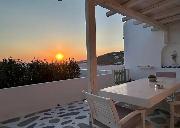 Sunny New Port Mykonos Tourlos