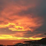 Sunny New Port Mykonos בית הארחה טורלוס