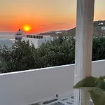 Sunny New Port Mykonos 3* טורלוס