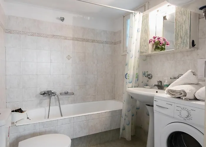 Guest house Sunny New Port Mykonos 3*